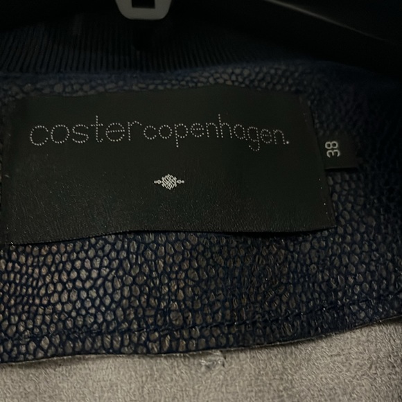 EUC Coster Copenhagen navy faux leather coat with snaps. Size 38 (M). - Picture 3 of 6